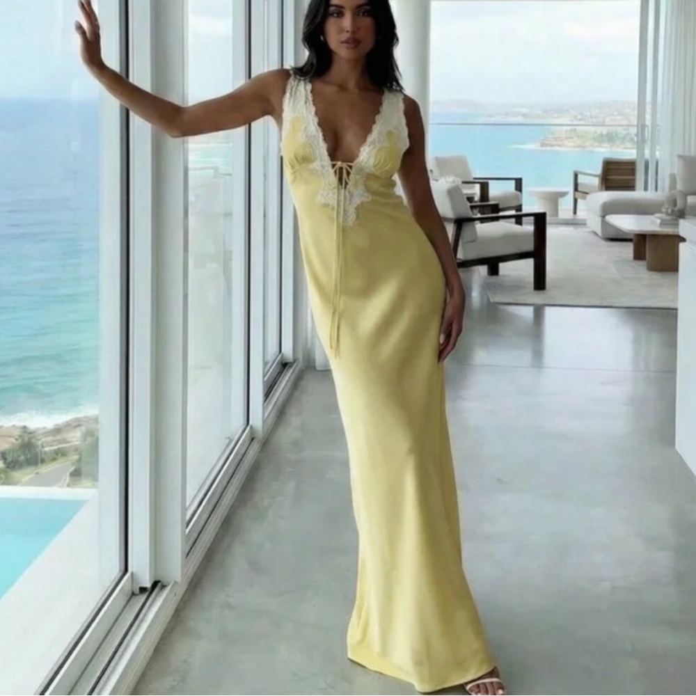 Rumored Yellow Dress with Cream Lace